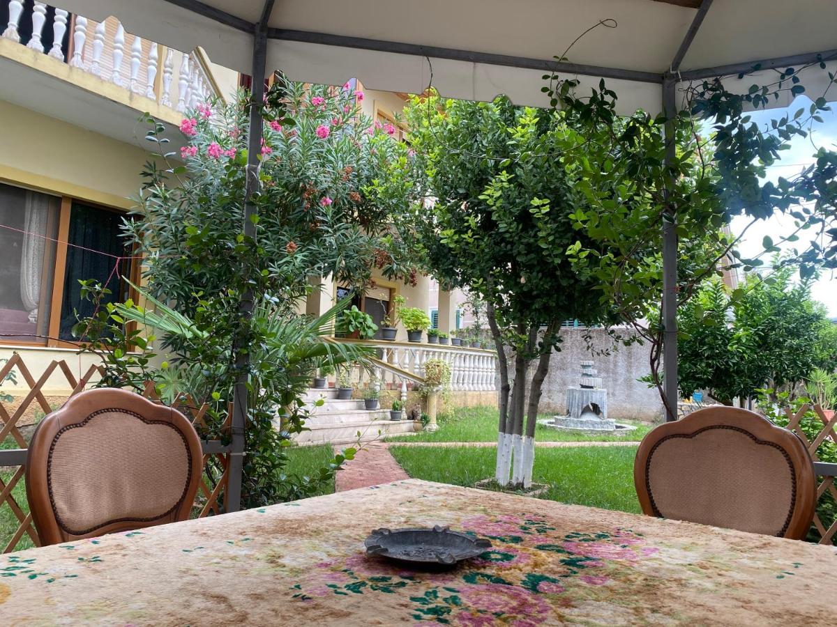 Gather Inn Guest House Шкодер Екстер'єр фото
