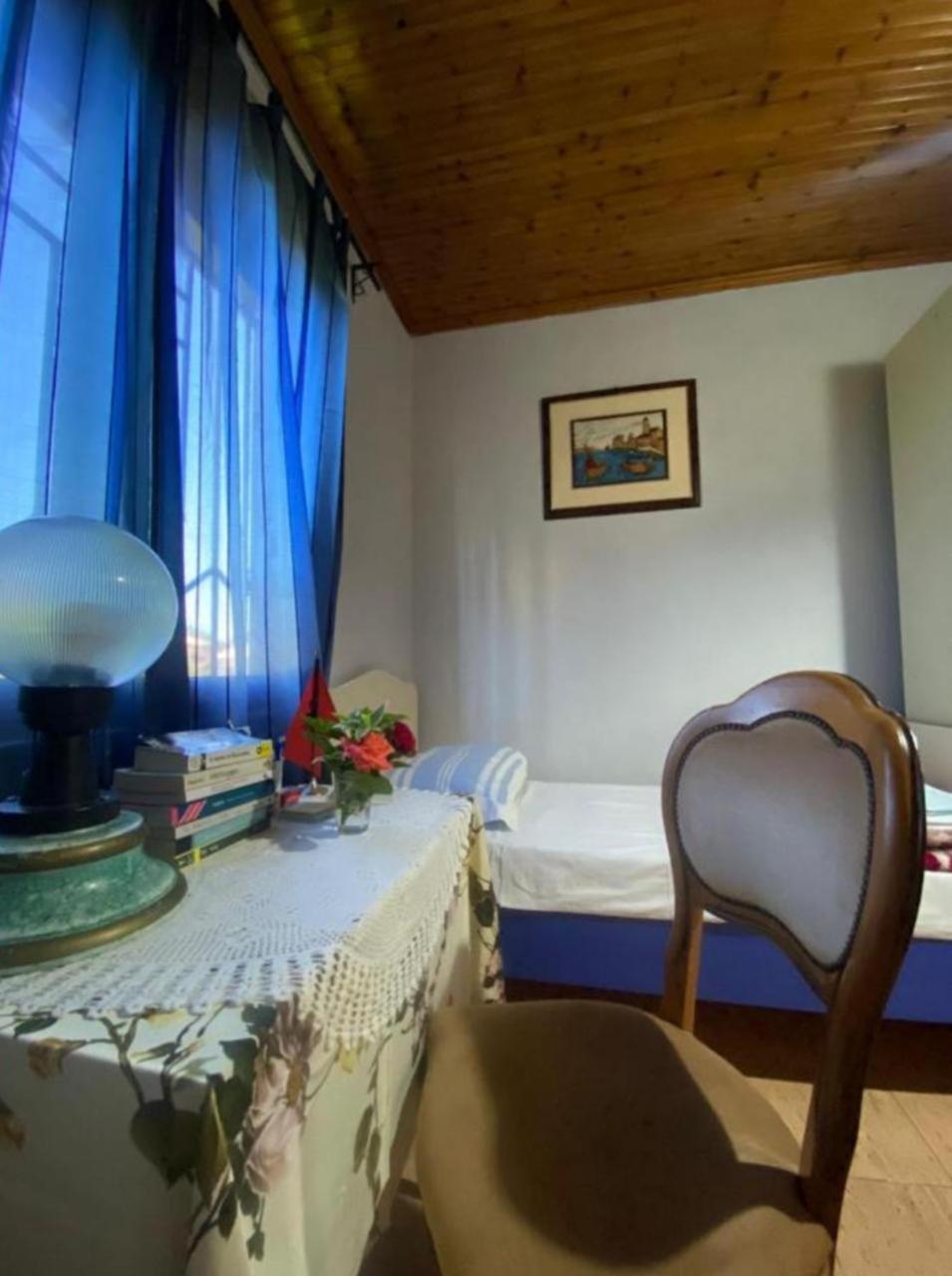 Gather Inn Guest House Шкодер Екстер'єр фото
